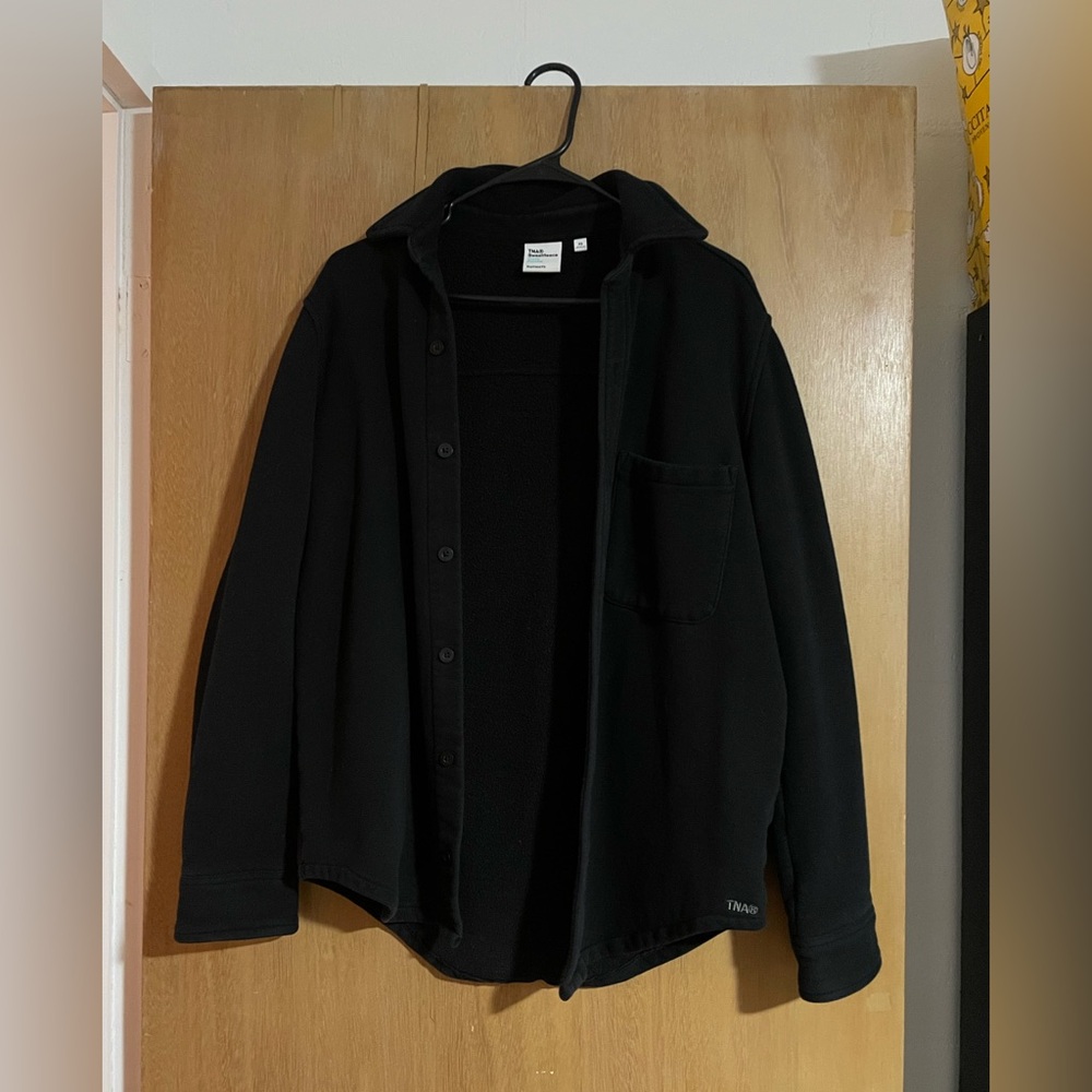 Aritzia TNA Sweatfleece Cozy Fleece boyfriend shirt